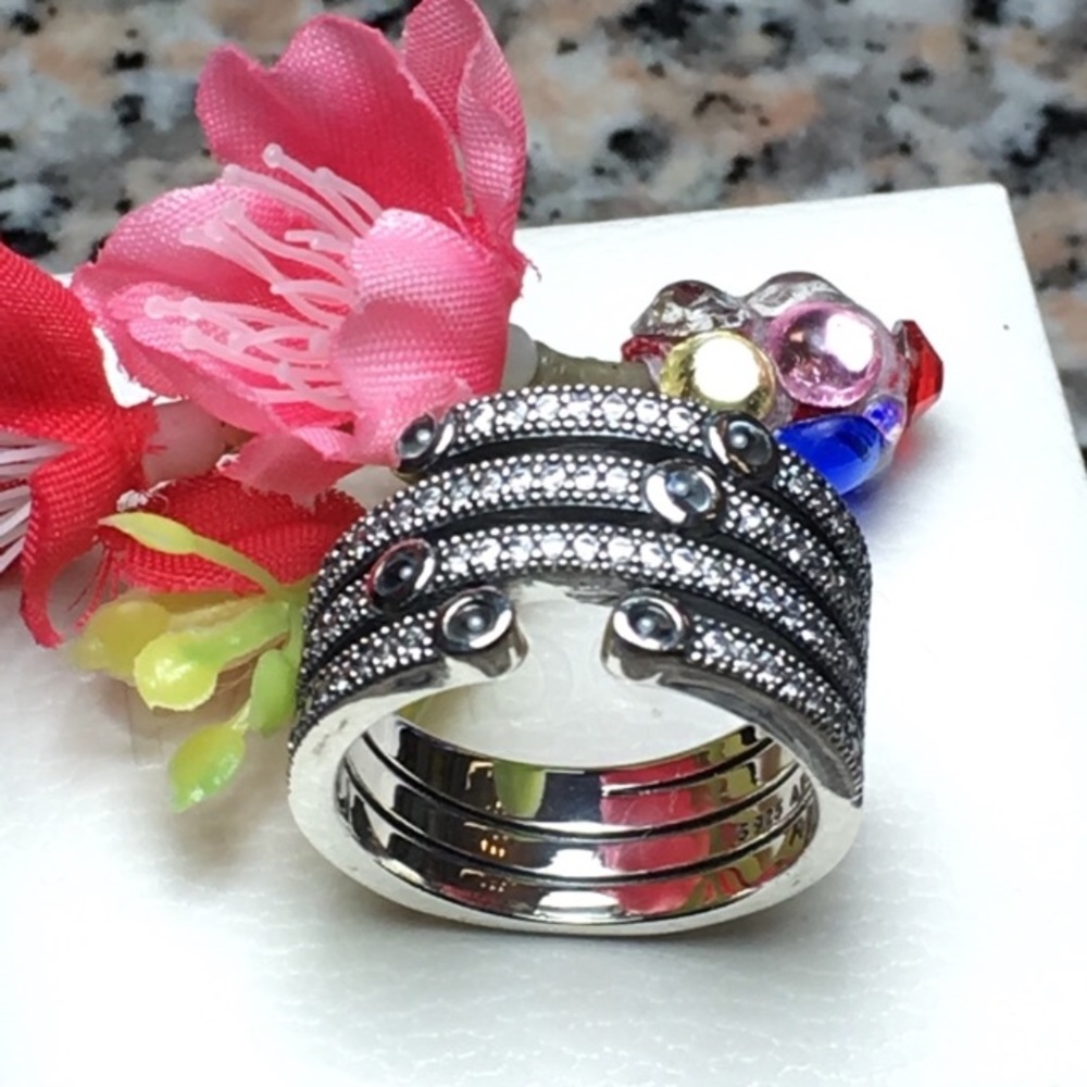 Pandora shimmering ocean ring